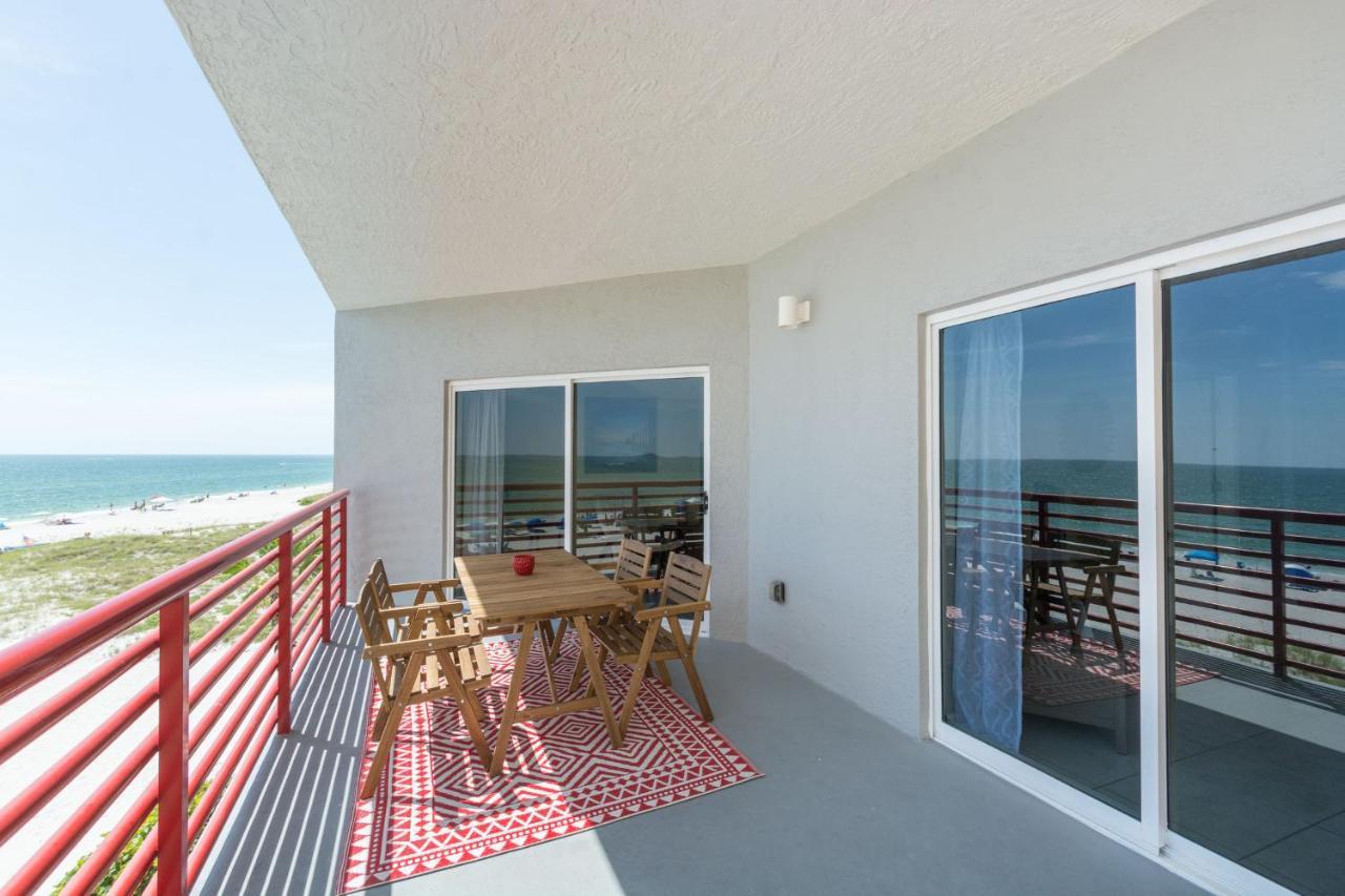 301 Crimson Condos St. Pete Beach Eksteriør bilde