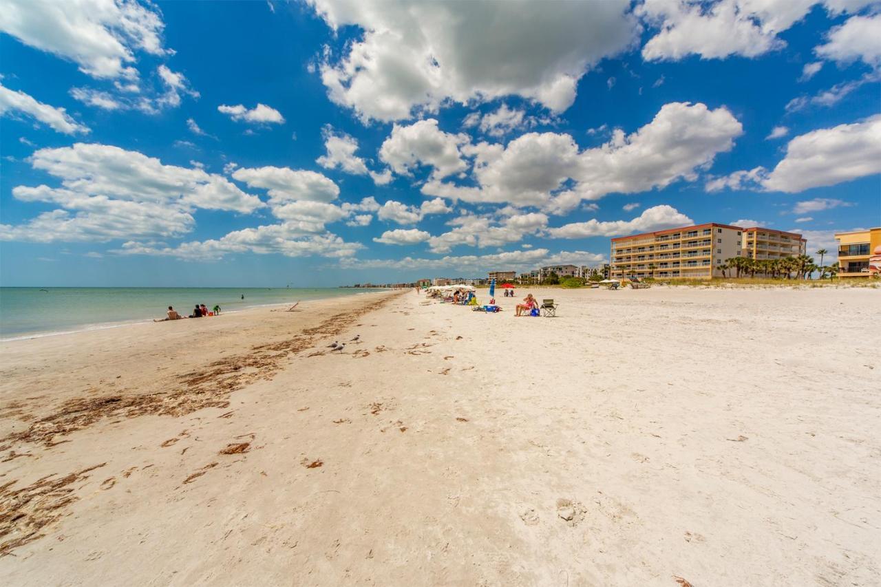 301 Crimson Condos St. Pete Beach Eksteriør bilde